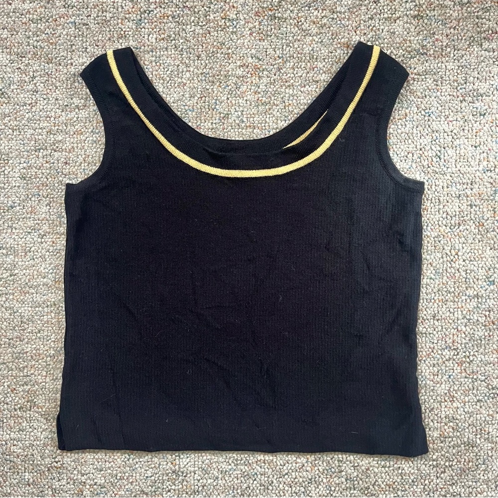 St. John Collection Black and Gold Scoop Neck Sleeveless Top Size Medium